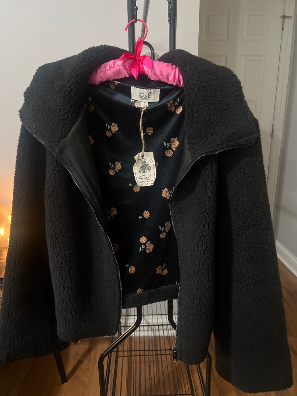 Easel Black Jacket/Coat